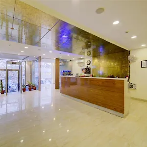 Grand By D'capitol Near Delhi Airport Hotel