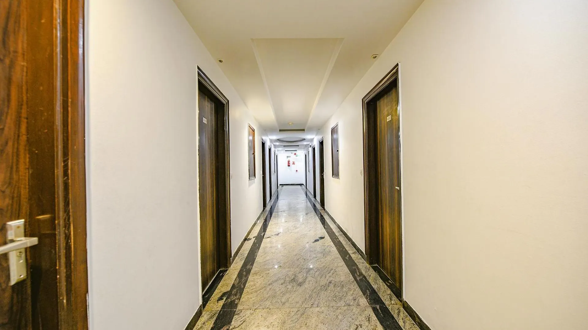 ****  Hotel Lakshmi Palace New Delhi India