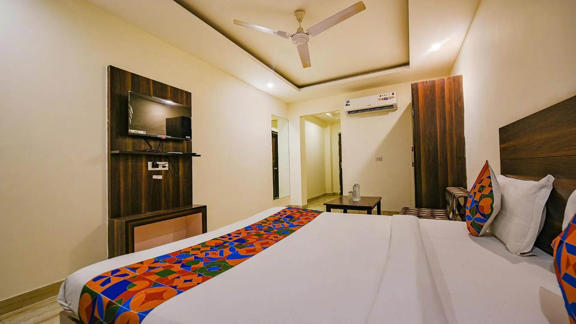 Hotel Lakshmi Palace New Delhi